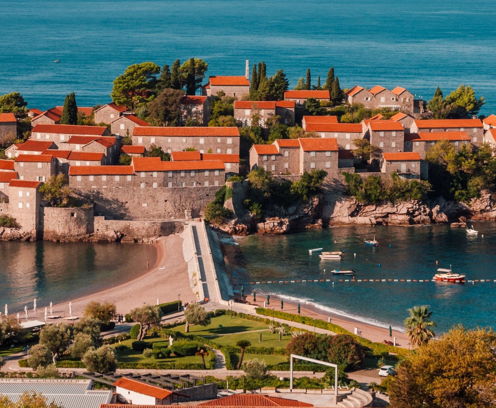 ANTALYA'DAN DİREKT UÇAKLI  KARADAĞ (BUDVA - KOTOR ) VİZESİZ