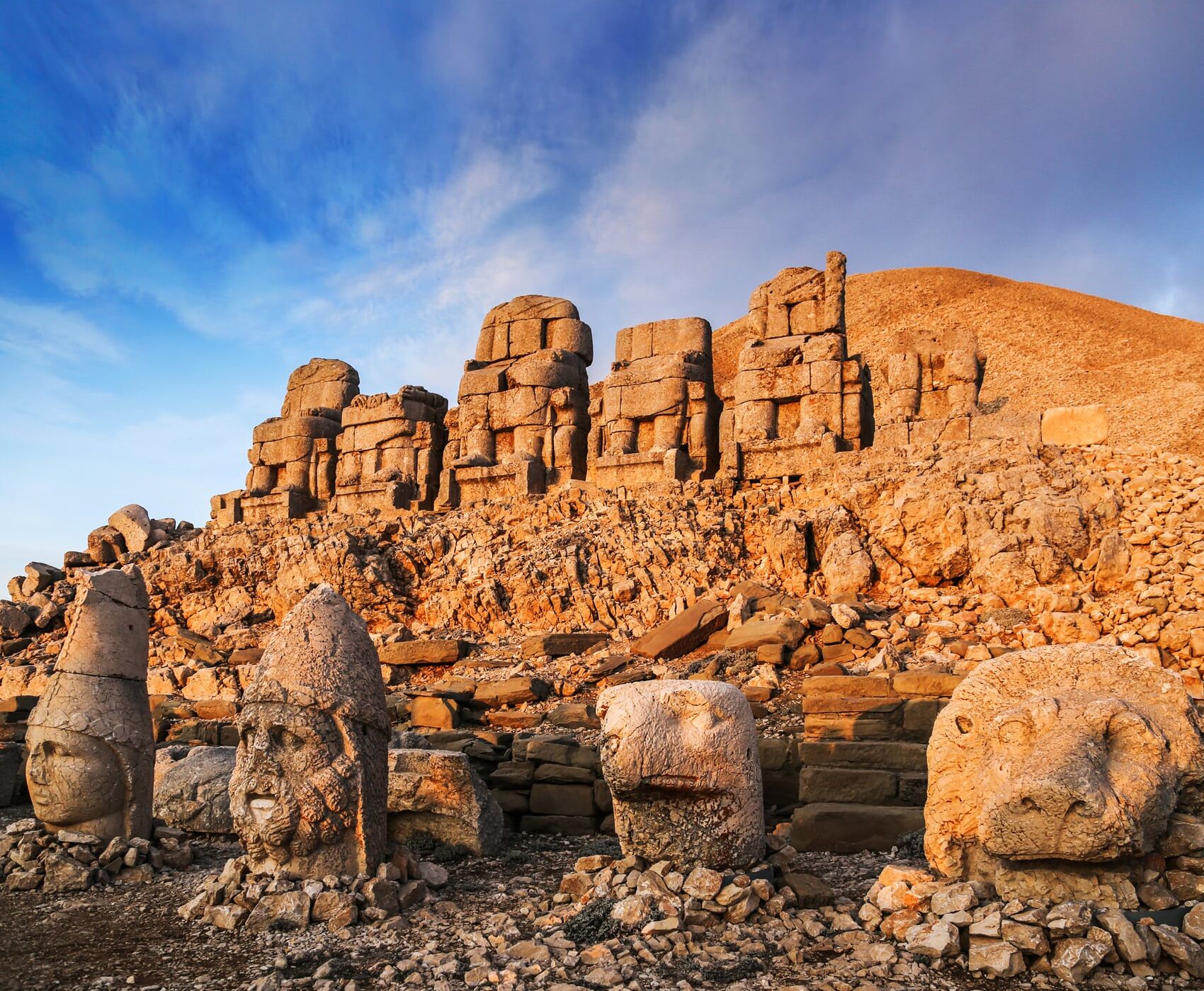 Uçaklı Gap İncileri ( Nemrut & Göbeklitepe & Mardin )