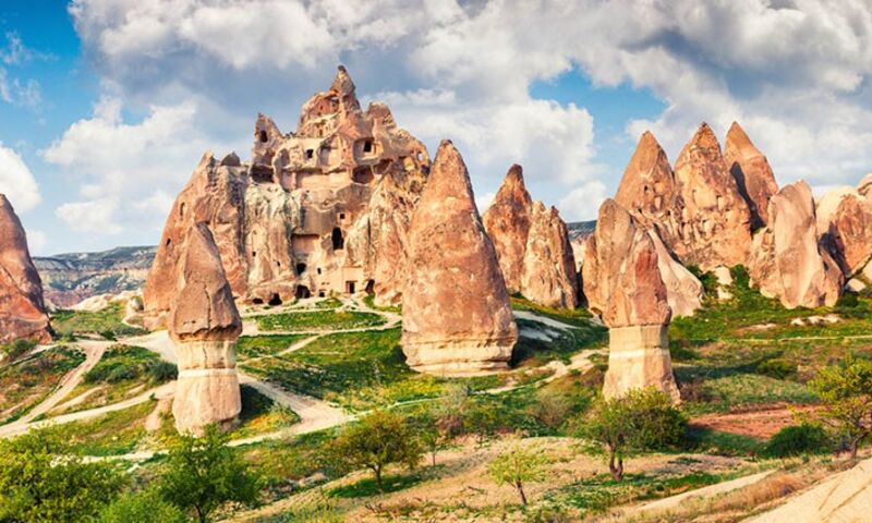 Kapadokya Turu /  1 Gece Otel Konaklamalı