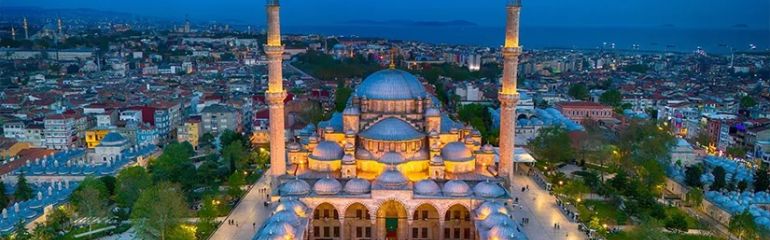 İstanbul Lale Festivali Turu / 1 Gece Konaklamalı