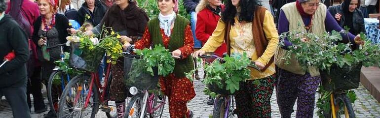 GÜNÜBİRLİK ALAÇATI OT FESTİVALİ